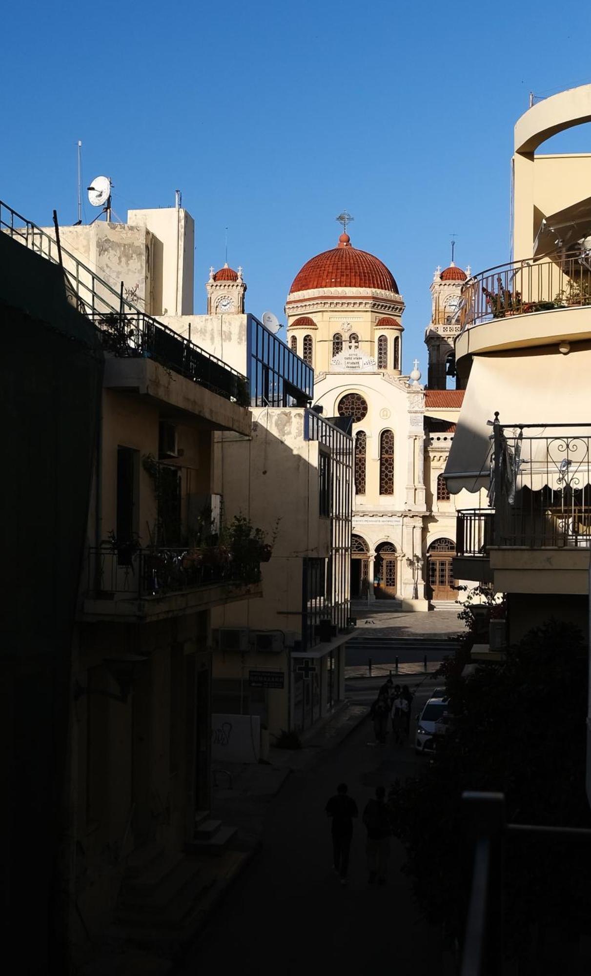 Duomo City Center Suites Candia Esterno foto
