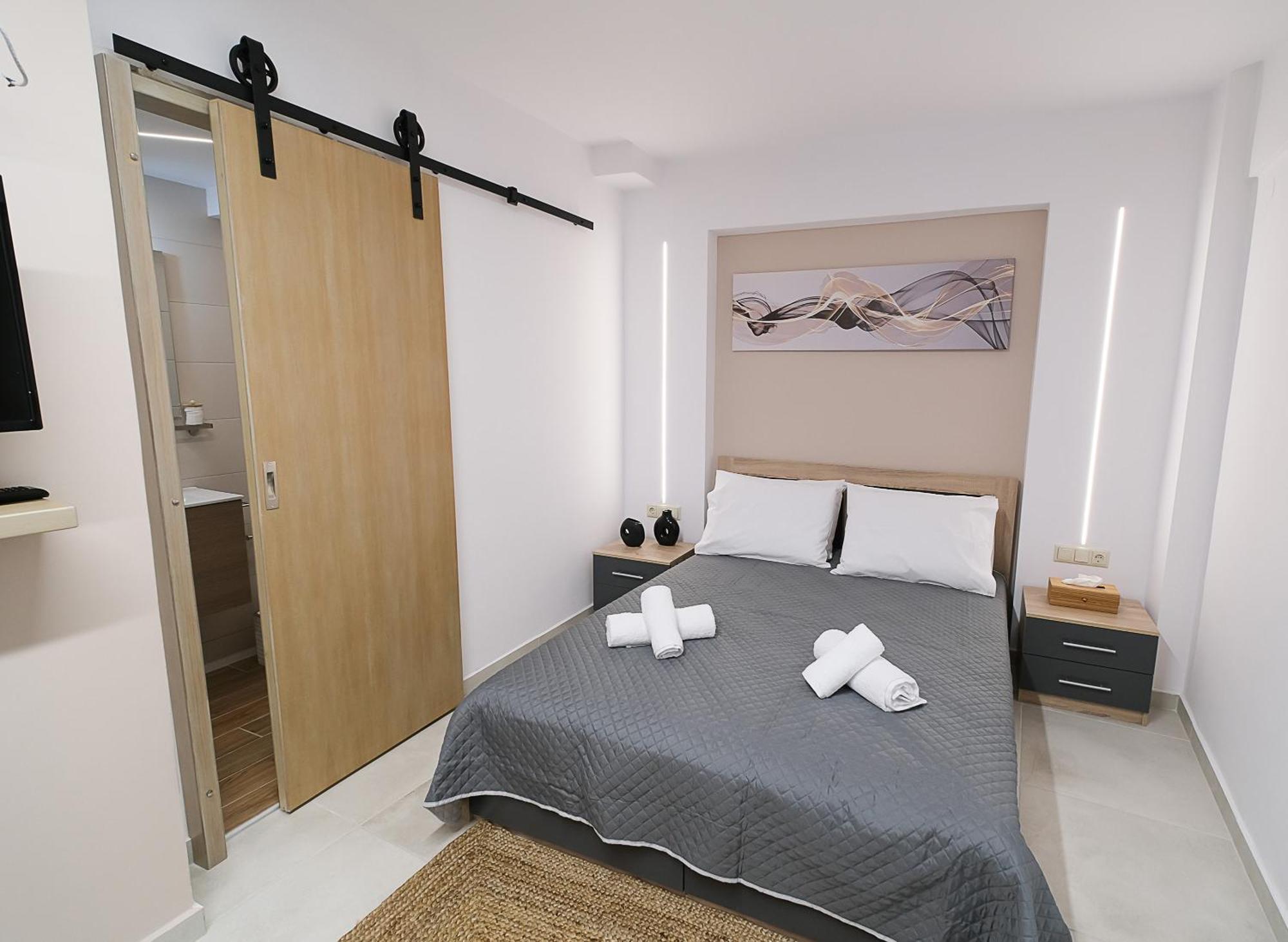 Duomo City Center Suites Candia Esterno foto